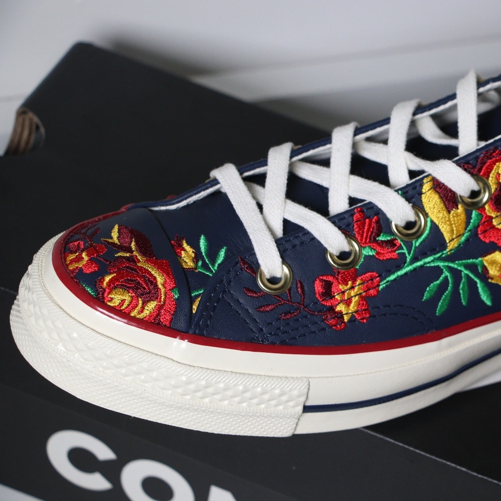 Converse Flowers / Navy Leather All Star Low Tops - Picture 5 of 7